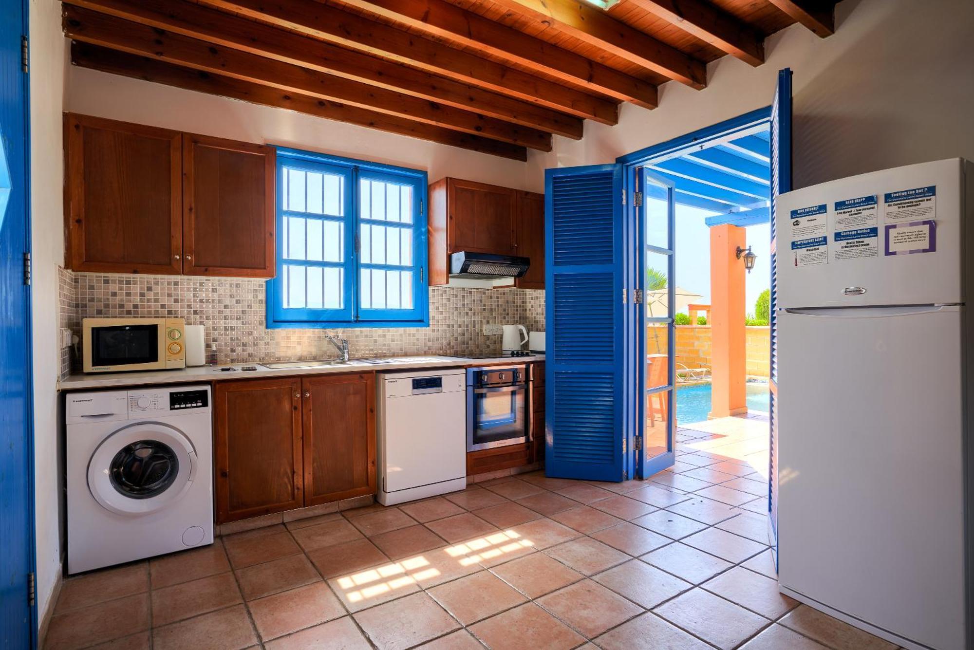The Olympians Villas Polis Extérieur photo