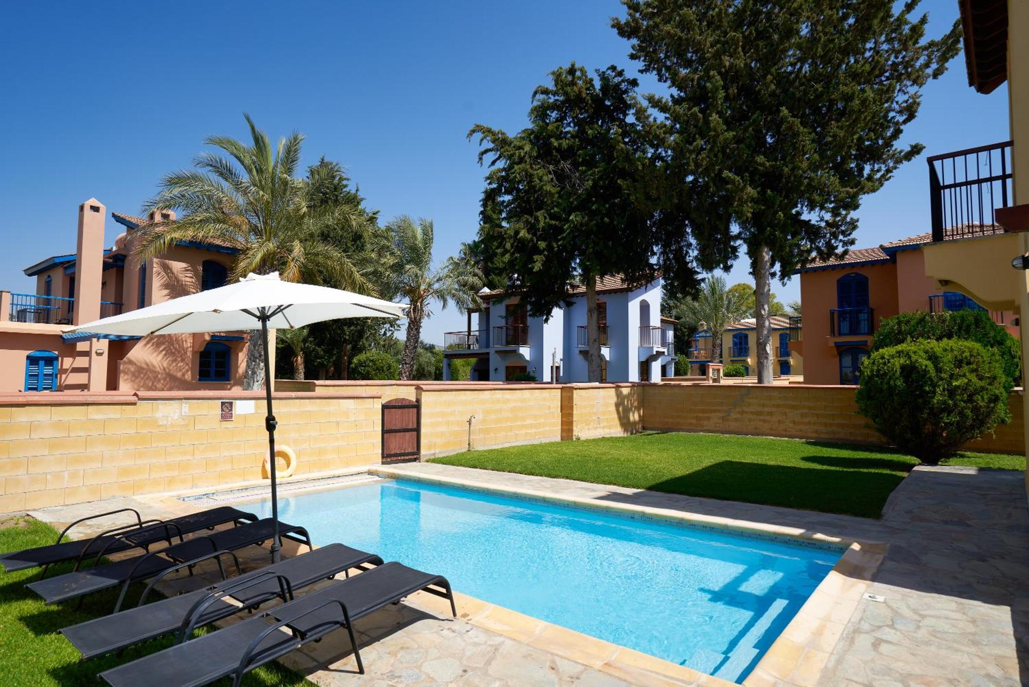 The Olympians Villas Polis Extérieur photo